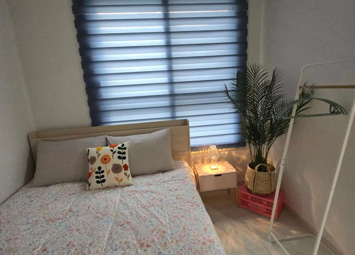 Apartment Gamseong House #Gimpo Airport 10 Min #Hwagok Station #Netflix #Beamprojet #Niceview Seoul